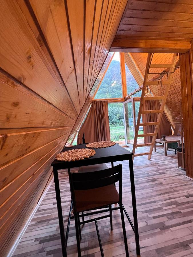 Cabane A-Frame Svinita Eksteriør bilde
