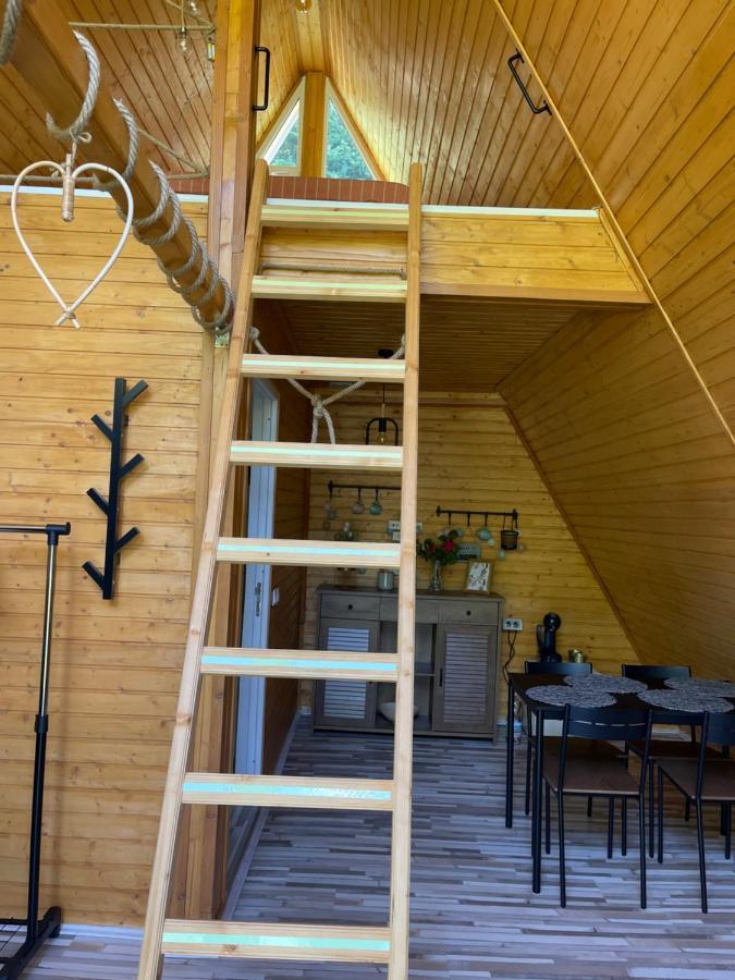 Cabane A-Frame Svinita Eksteriør bilde