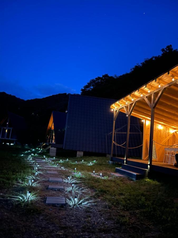 Cabane A-Frame Svinita Eksteriør bilde