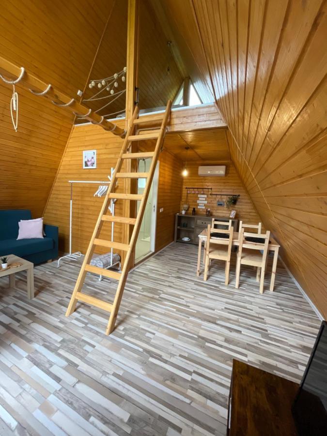 Cabane A-Frame Svinita Eksteriør bilde