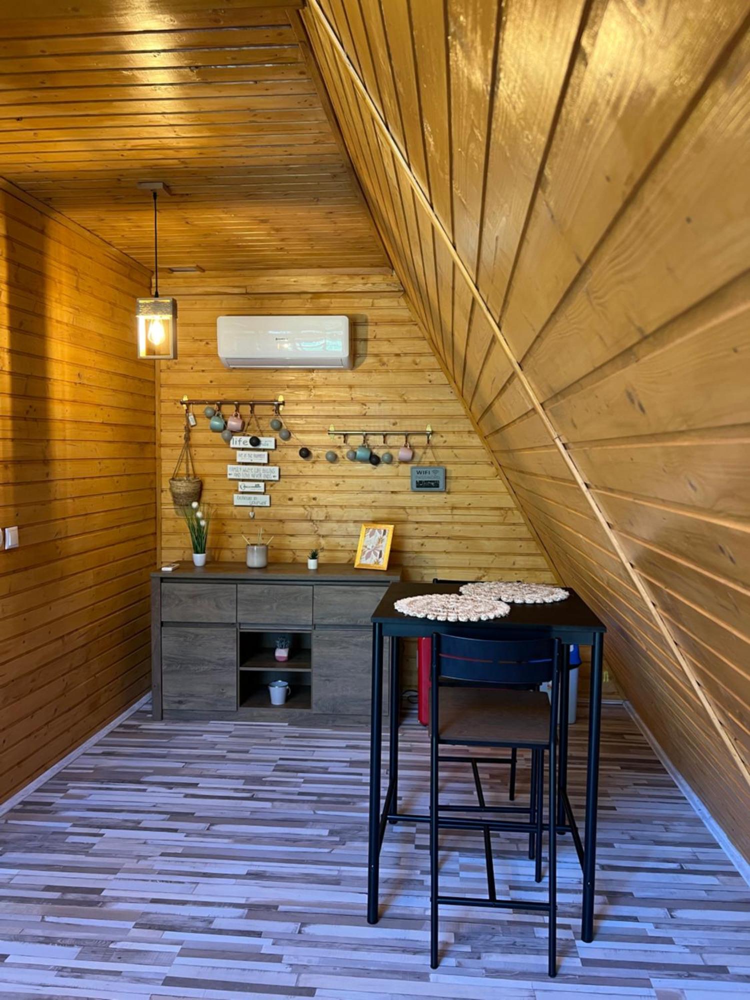 Cabane A-Frame Svinita Eksteriør bilde