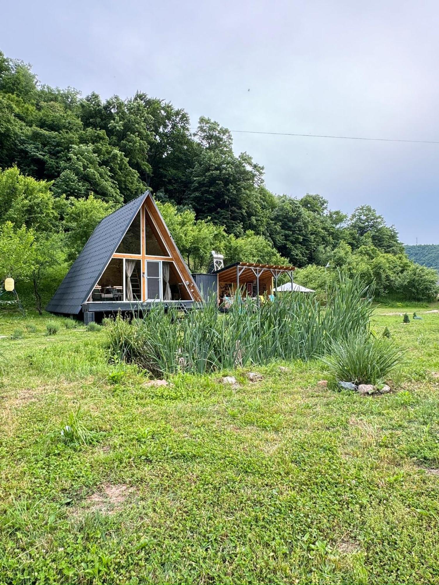 Cabane A-Frame Svinita Eksteriør bilde
