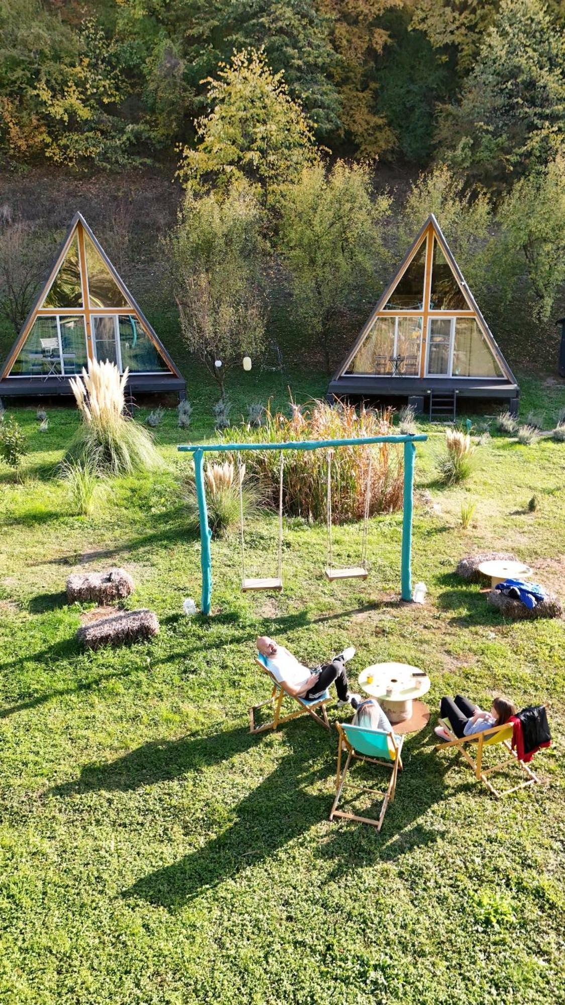 Cabane A-Frame Svinita Eksteriør bilde